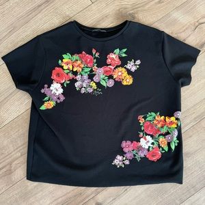 3 FOR $18 SALE Zara Floral Crop Blouse Medium